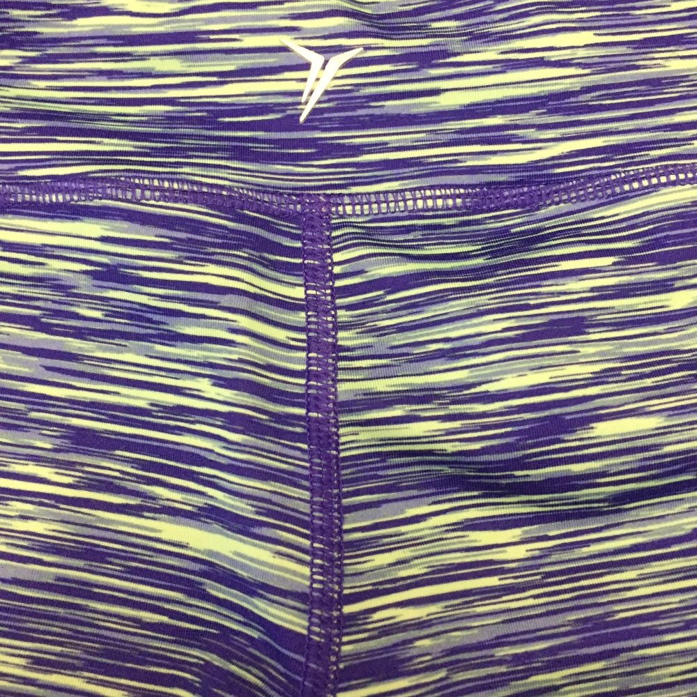 Old Navy Go-Dry Leggings for Girls - Picture 5 of 6